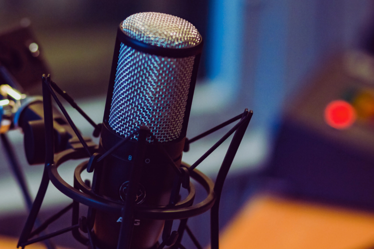 radio mic in close up