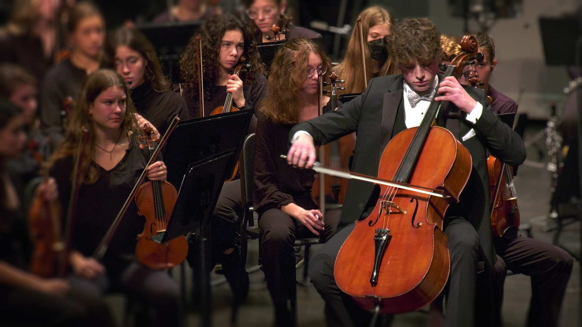 cellist performing at the VYOA performance